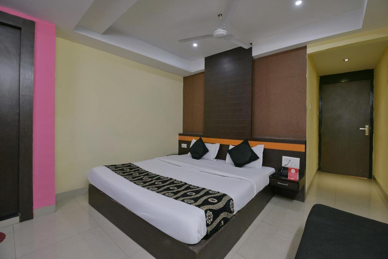 Collection O Diamond And Residences Indore Extérieur photo